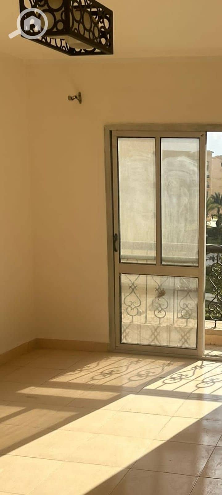 10 f4c8cc94-4c63-45bf-8790-658f9f96284a. jpeg