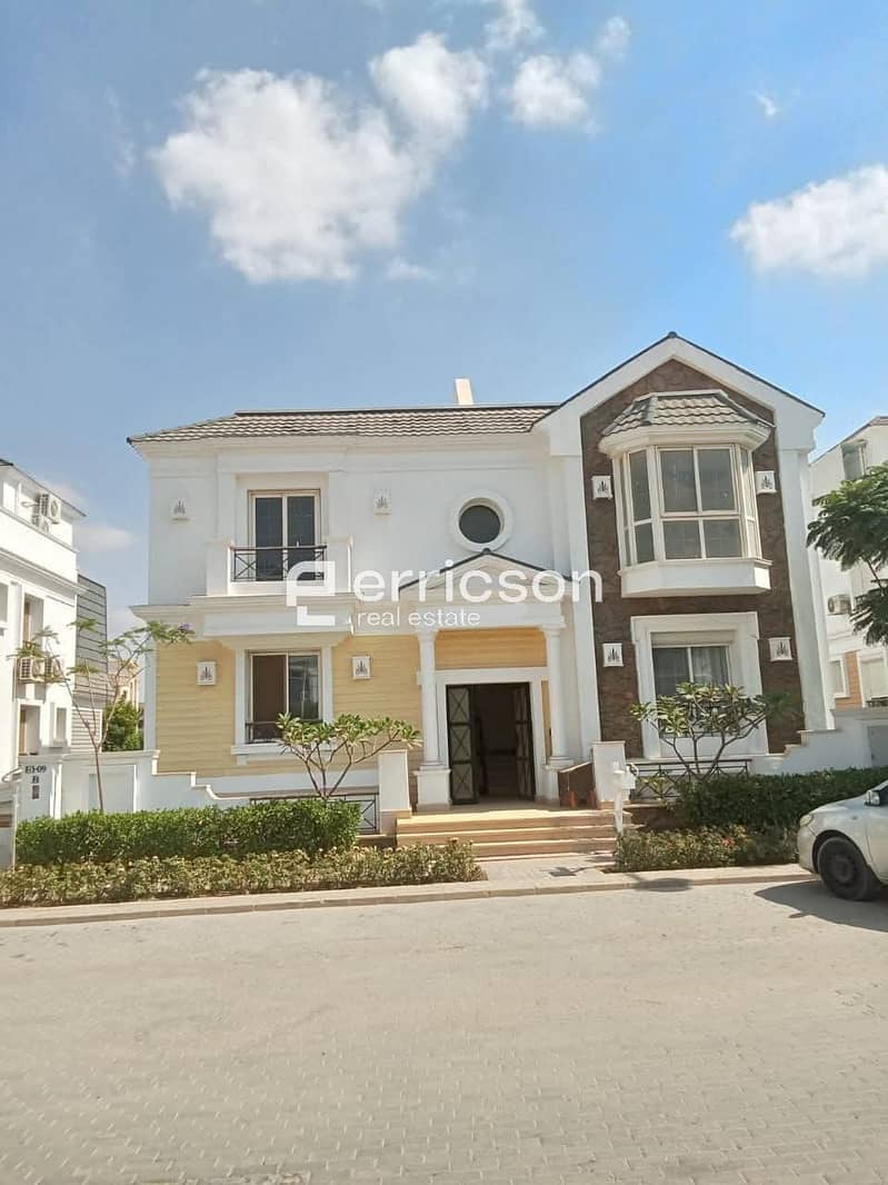 9 587947538_122111674827059781_7041119911158178409_n. jpg