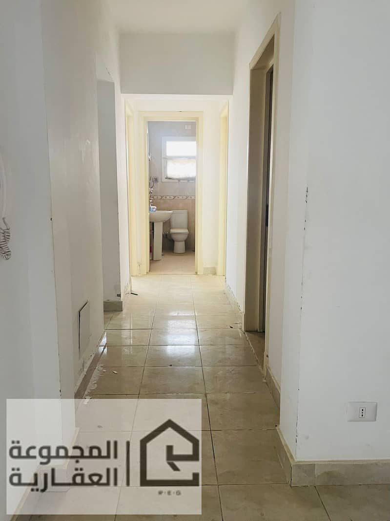 5 ee9d5e01-caab-4de1-99be-e96b644e8f65. jpg