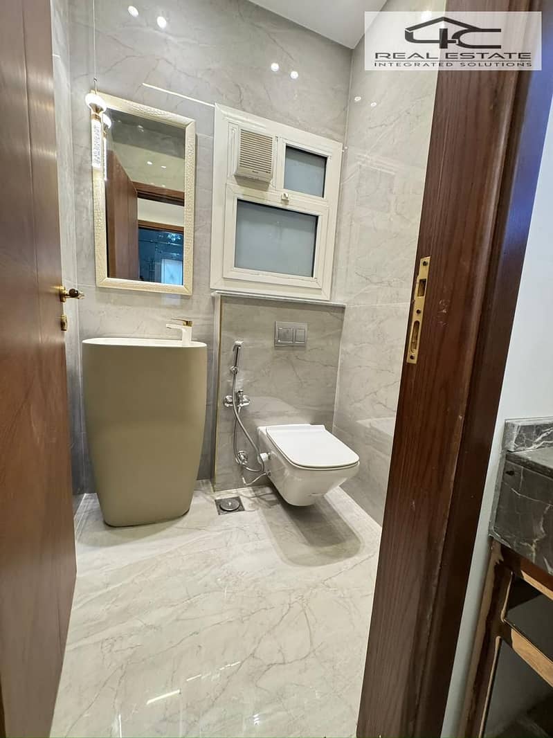 5 WhatsApp Image 2026-01-11 at 2.12. 28 PM (1). jpeg