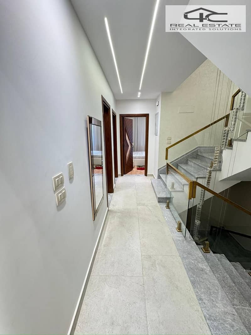 8 WhatsApp Image 2026-01-11 at 2.12. 31 PM (1). jpeg