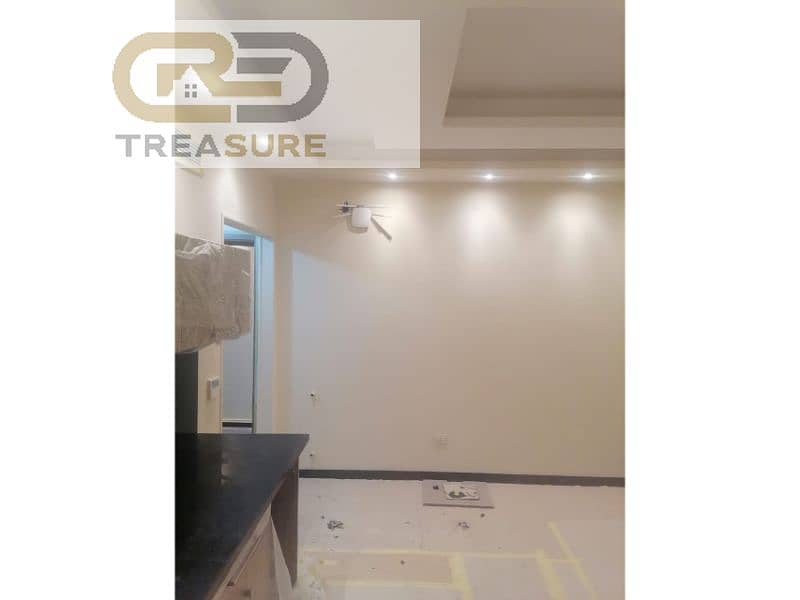 8 WhatsApp Image 2026-01-24 at 2.25. 05 PM (1). jpg