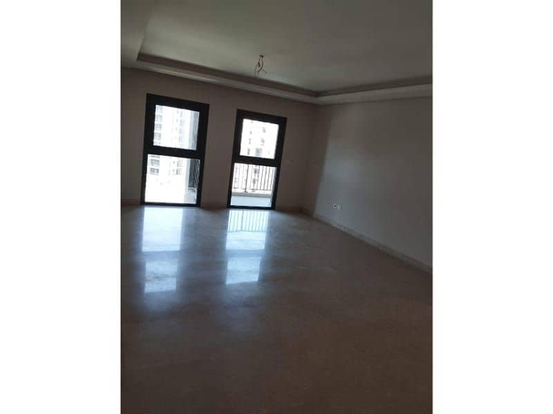 2 4dfab948-6bf1-42e6-8165-082c37977bcc. jpg