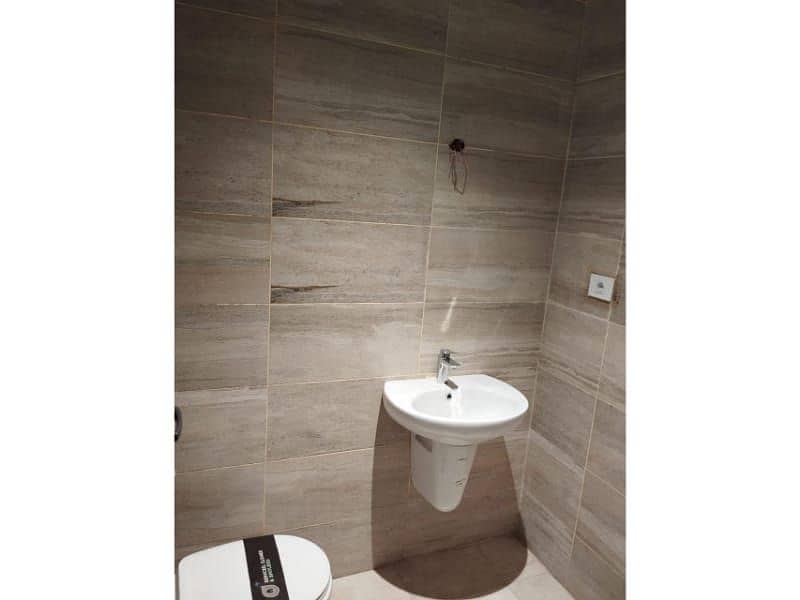 8 4f630c89-045d-4aac-a4b0-fb43b7bbf406. jpg