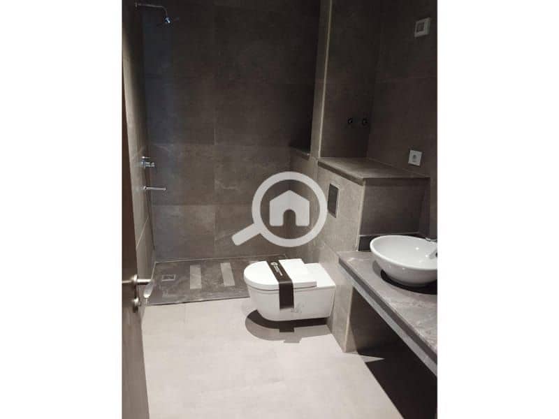 11 78bb4640-e7eb-4218-8e6a-e167efeb09f7. jpg