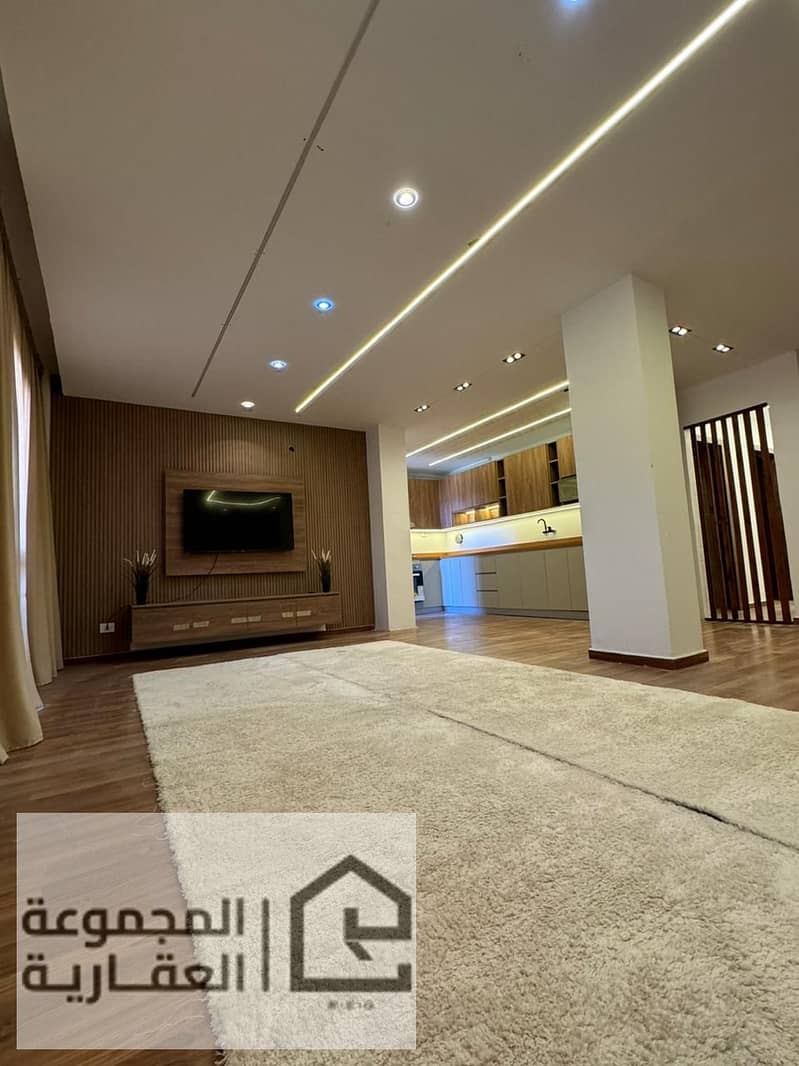 5 ef982151-ee0b-42fb-9997-dcb28ca43522. jpg