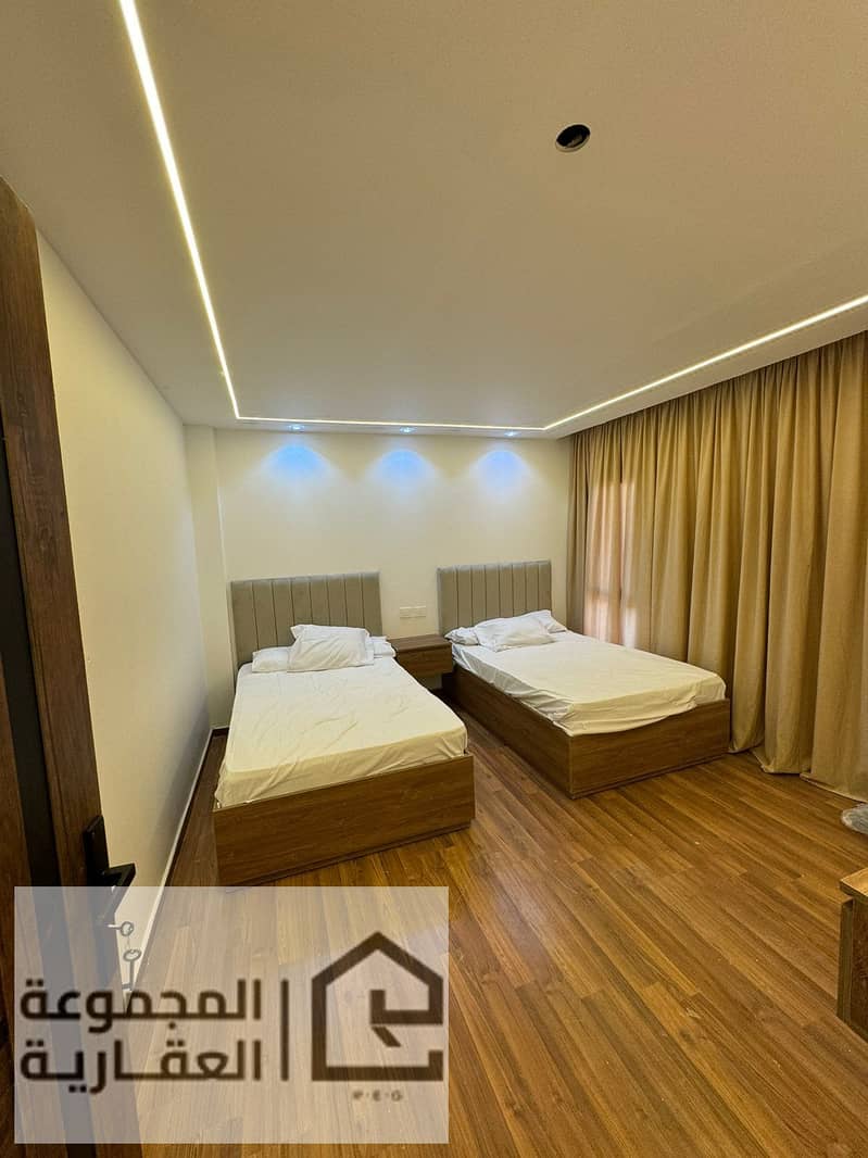 7 51ba5cb0-6434-4e07-b92c-e3cbfd499831. jpg