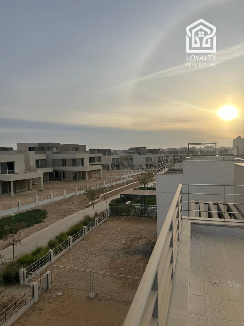 11 917819cf-fc11-47b4-85b2-04bbe0743605. jpeg