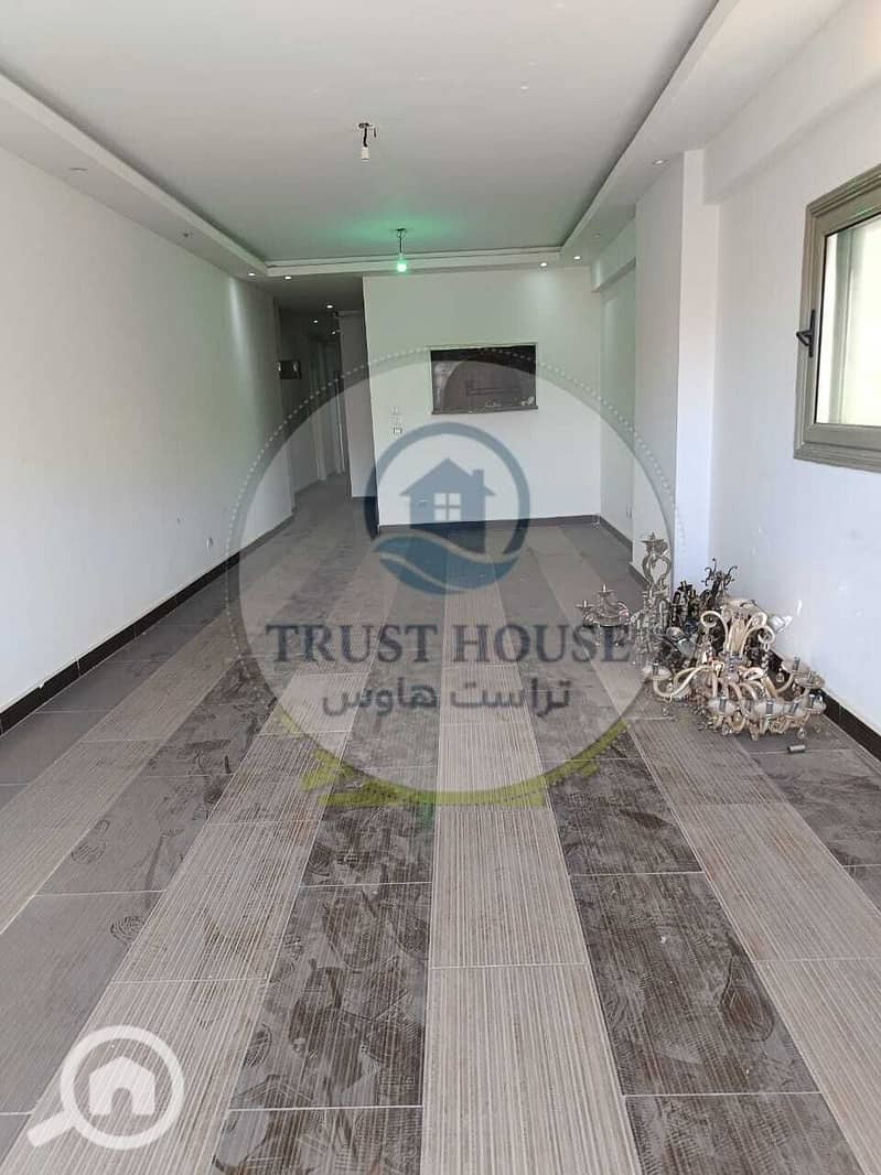 18 WhatsApp Image 2025-10-03 at 16.03. 42 (3). jpeg