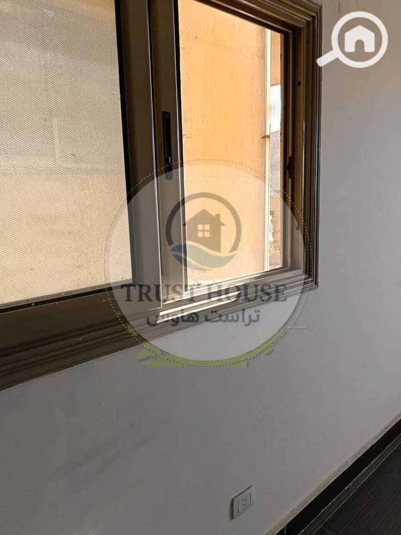 26 WhatsApp Image 2025-10-03 at 16.03. 44 (1). jpeg