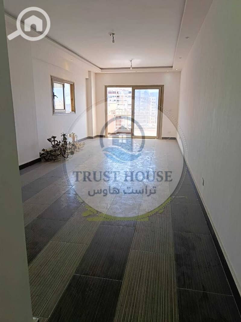 29 WhatsApp Image 2025-10-03 at 16.03. 44 (4). jpeg