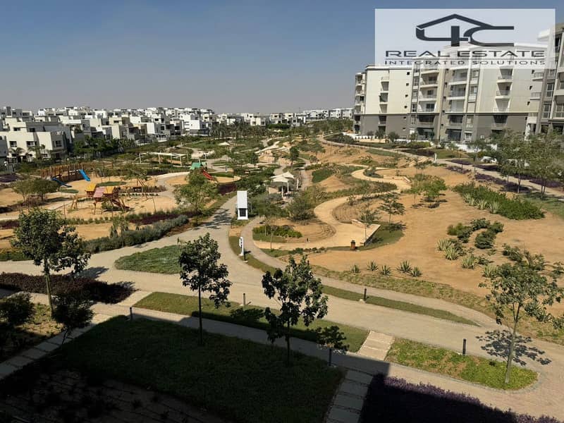 4 WhatsApp Image 2024-09-30 at 5.29. 58 PM. jpeg