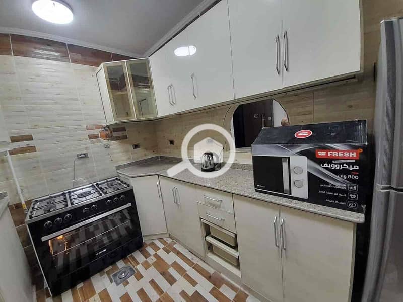 8 c79711a2-803b-4476-9ee1-984efab000db. jpg