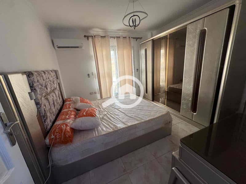 12 f9f12cf2-f675-4b52-a918-8789ae4b8a33. jpg