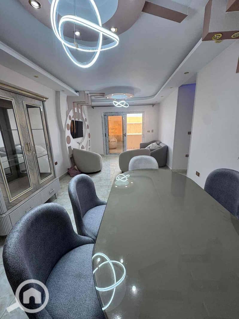 16 c0f6717e-852c-4922-8e55-551f48e84477. jpg