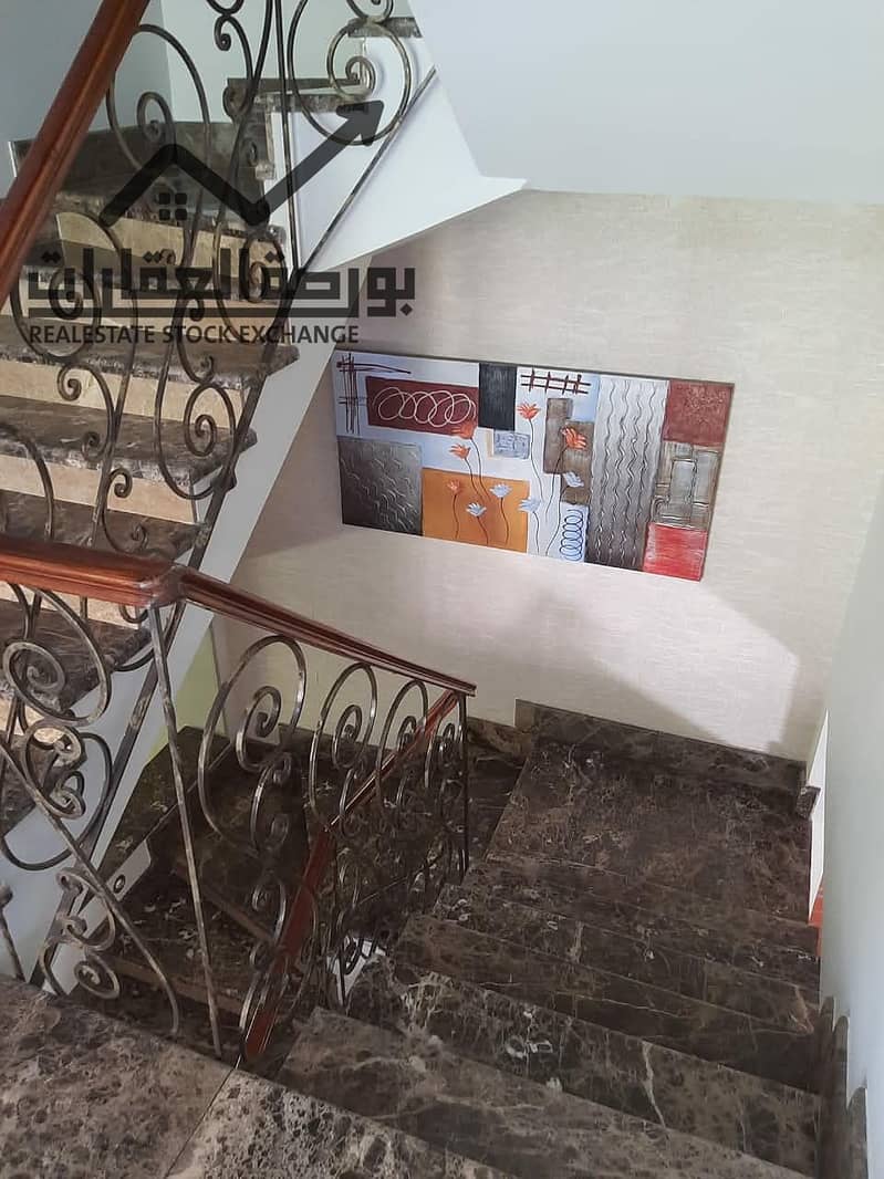 7 197fc92a-2c90-4759-a6be-562e3365d975. jpg