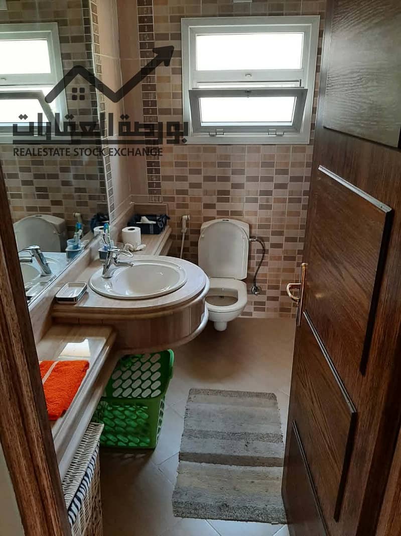 10 1b451e19-38fa-471a-ab78-bed96dfd22a8. jpg