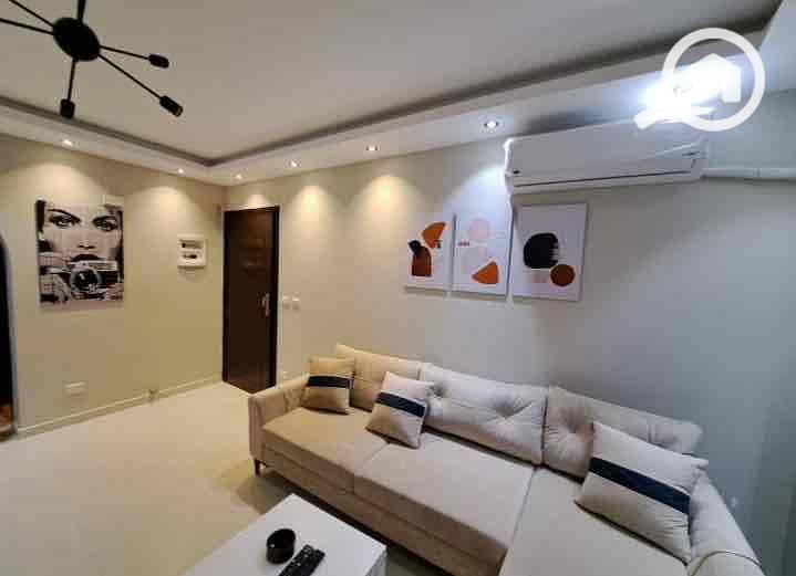 4 68cb6500-43aa-4a34-96ea-7ac52edec1e0. jpg