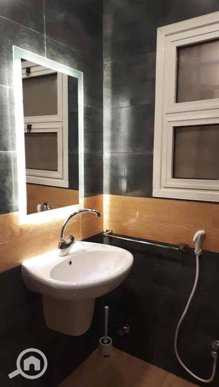 6 cc1720ec-c3fb-4cbe-967f-2106deef662e. jpg