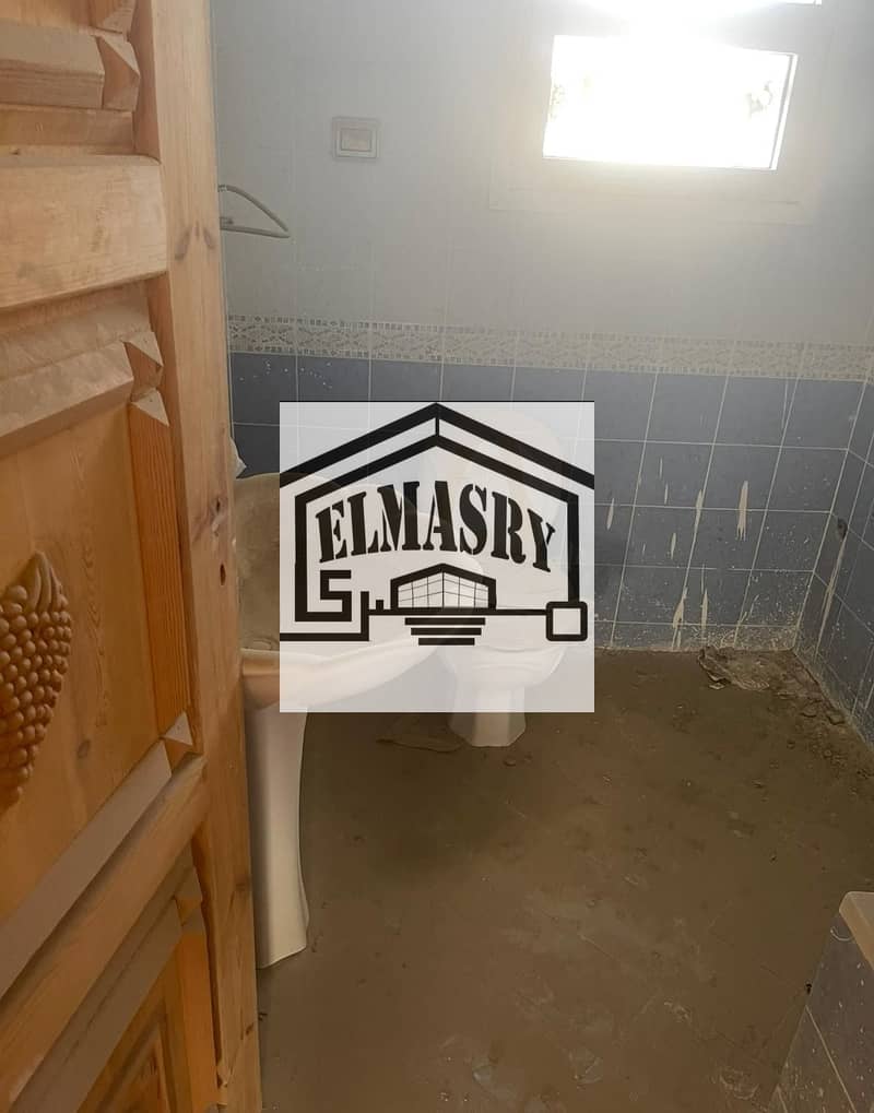 10 963955ae-28f6-4e67-8011-8bb061f74851. jpg