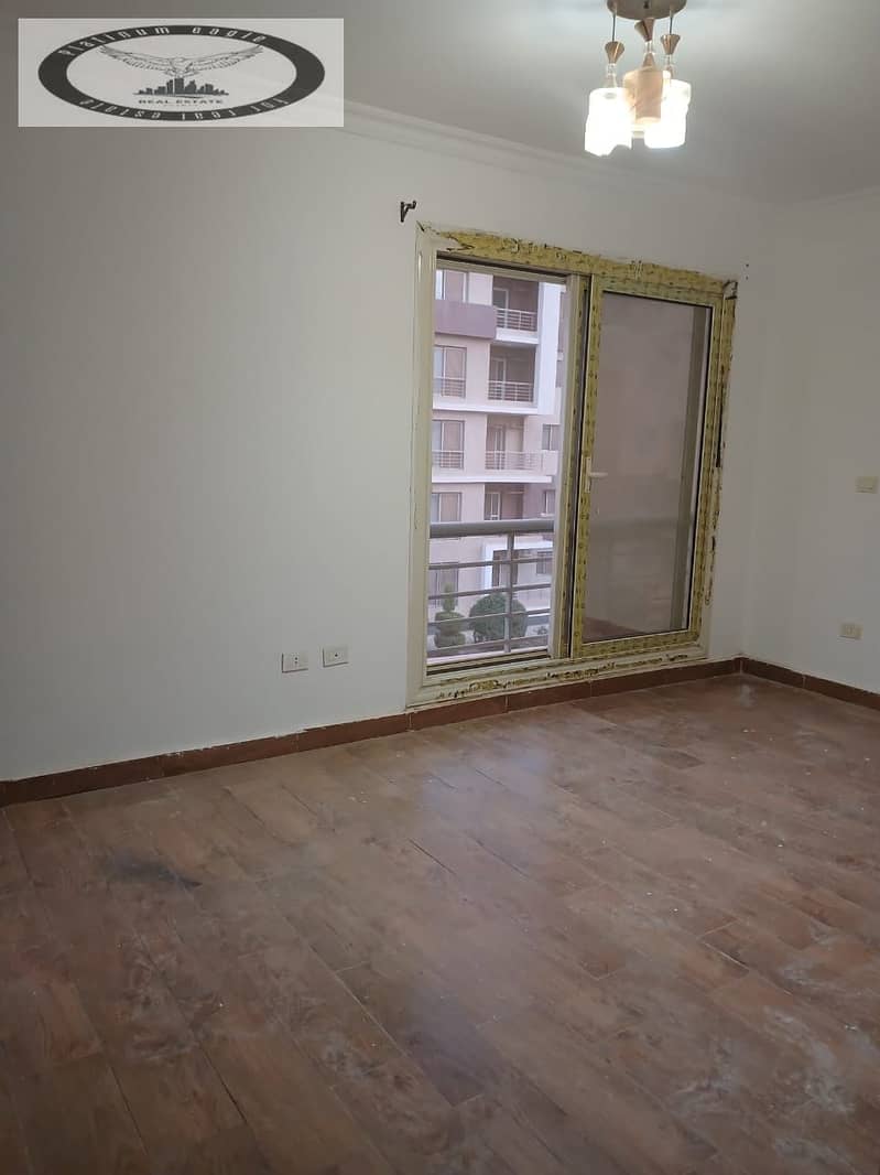 5 b4eee531-5d81-4fbc-b184-902238d7adba. jpg