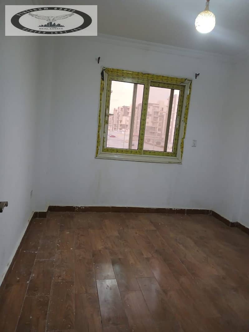 6 e636d5e4-d180-4df5-9d84-57bfb65a5bc3. jpg