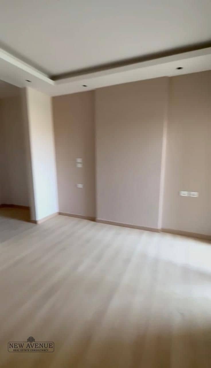 6 9d05a5f8-58f0-4690-8ad3-fba880ab3056. jpg