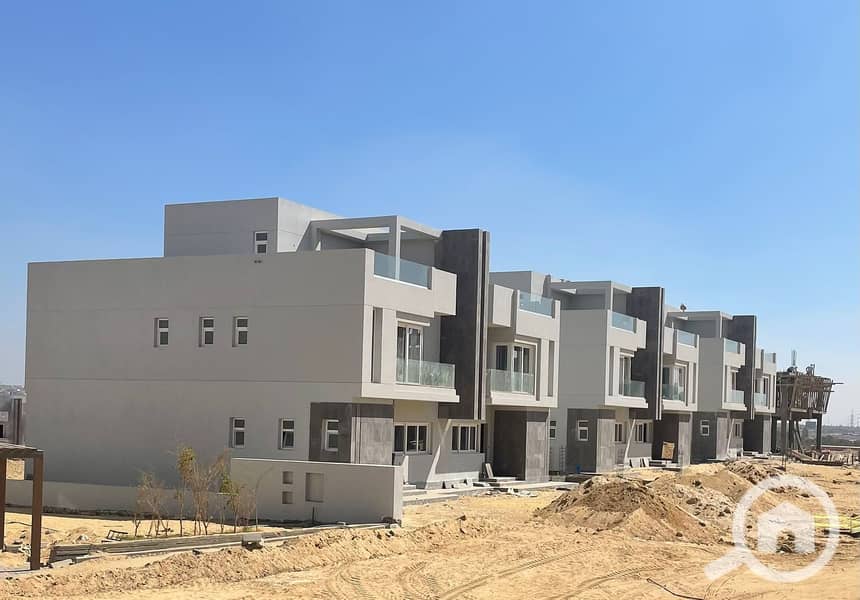 9 WhatsApp Image 2025-10-20 at 13.34. 09_28de3135. jpg