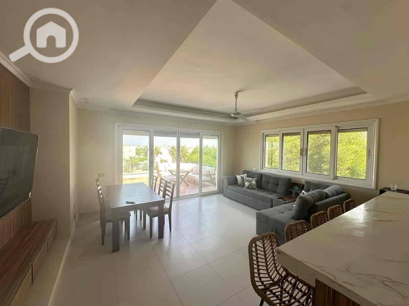 3 ff837442-0746-42ba-81cd-8ff9a097bd87. jpg