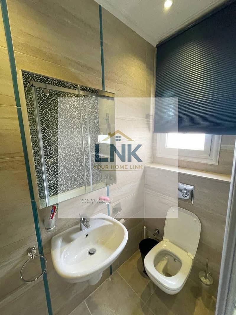 8 d1d729a7-d386-4910-b234-bbdbcbbecd5d. jpg