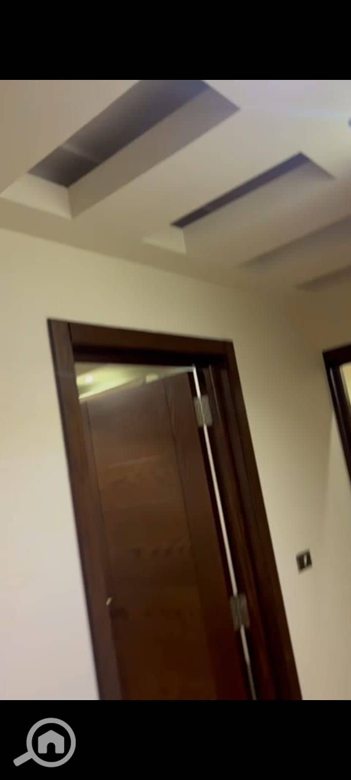 8 ef65408d-a575-4803-9677-a99317ba4570. jpg