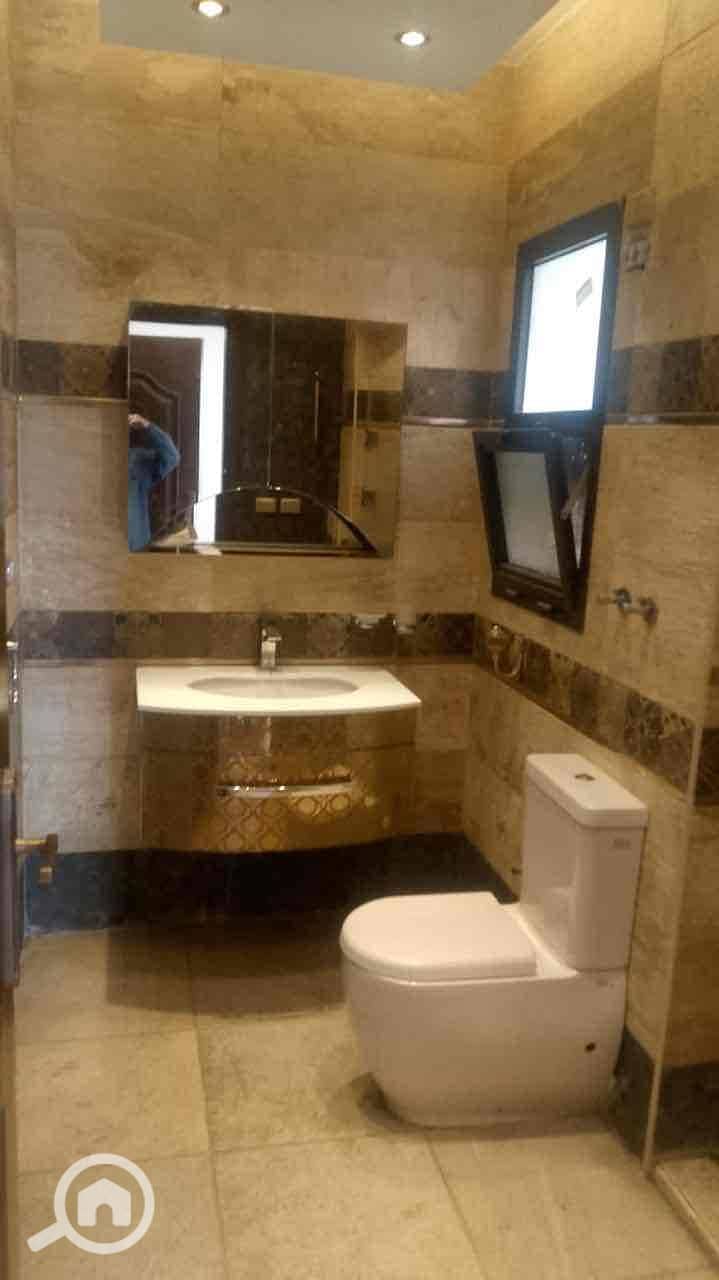 9 cf8d56db-a422-4585-95ed-21fcfd5115ac. jpg