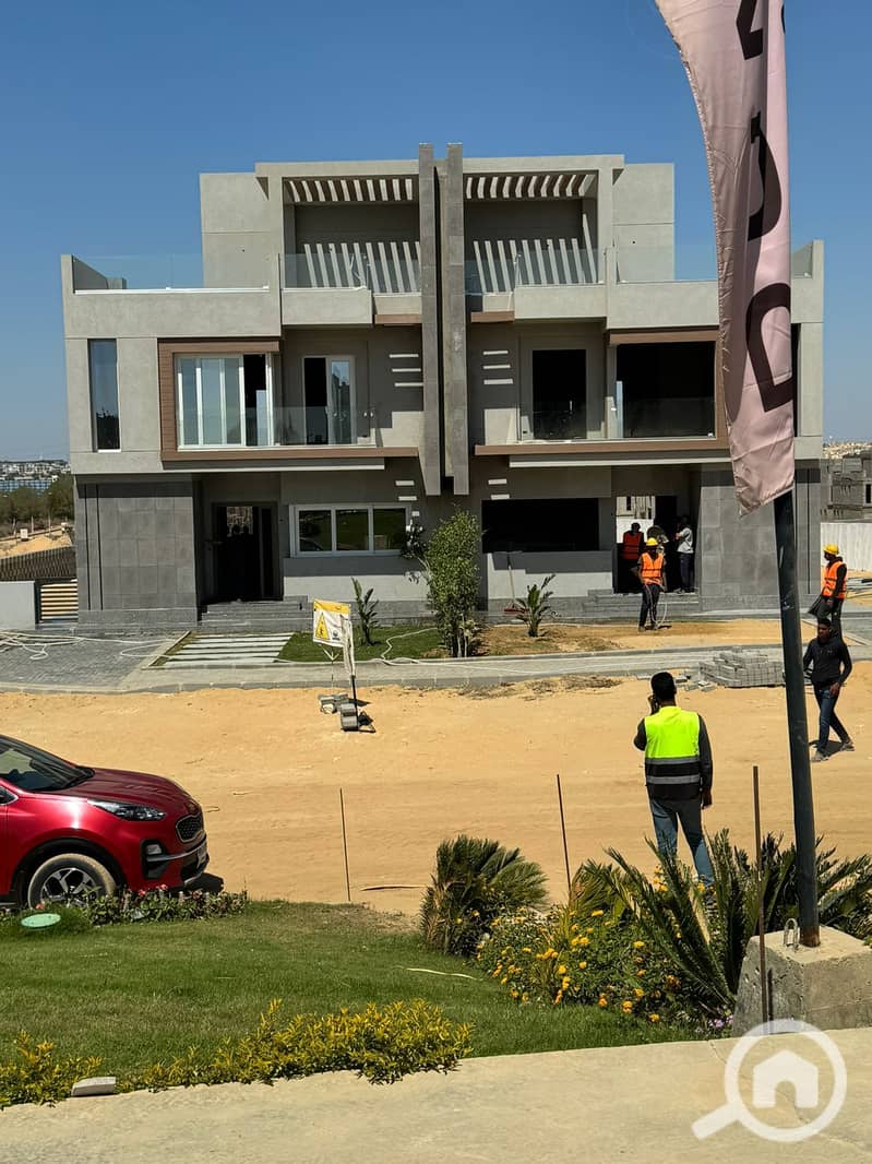 8 WhatsApp Image 2025-05-27 at 11.48. 45_a6d04c37. jpg