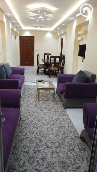 شقة 3 غرف نوم للايجار في ميامي، الإسكندرية - 15af88f6-13c1-4750-9b3a-db2ef17f842e. jpg