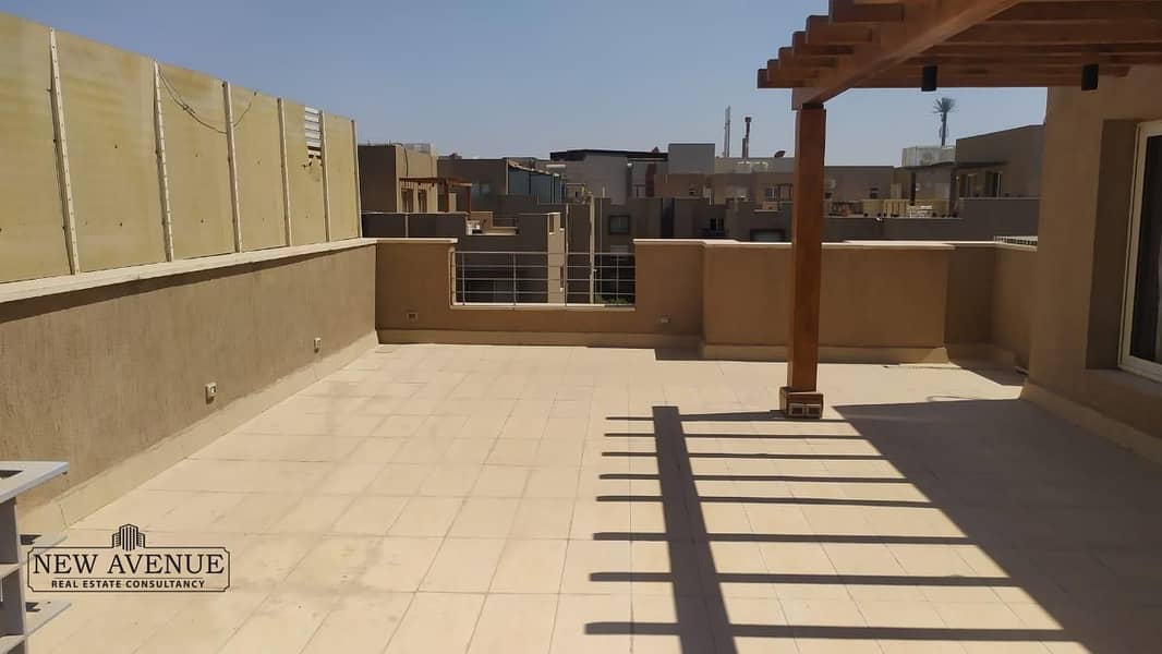 2 f52d3c8f-f764-4a24-8770-4a9ba7fc1590. jpg