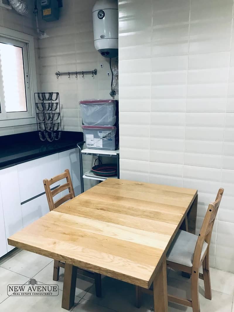 7 d4174669-4289-47f5-99ea-207f46eda930. jpg