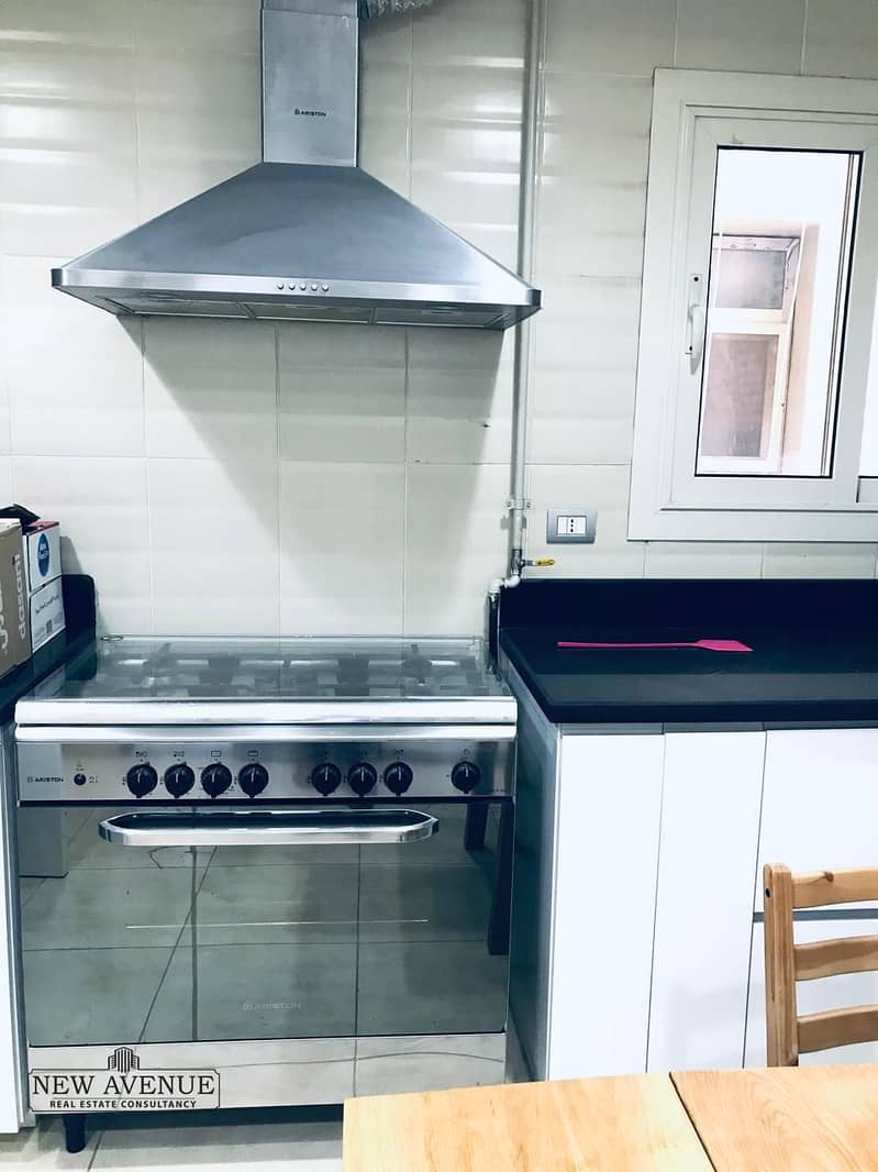 8 07356631-f5e0-46d4-bfd1-ad3b8e12c76c. jpg