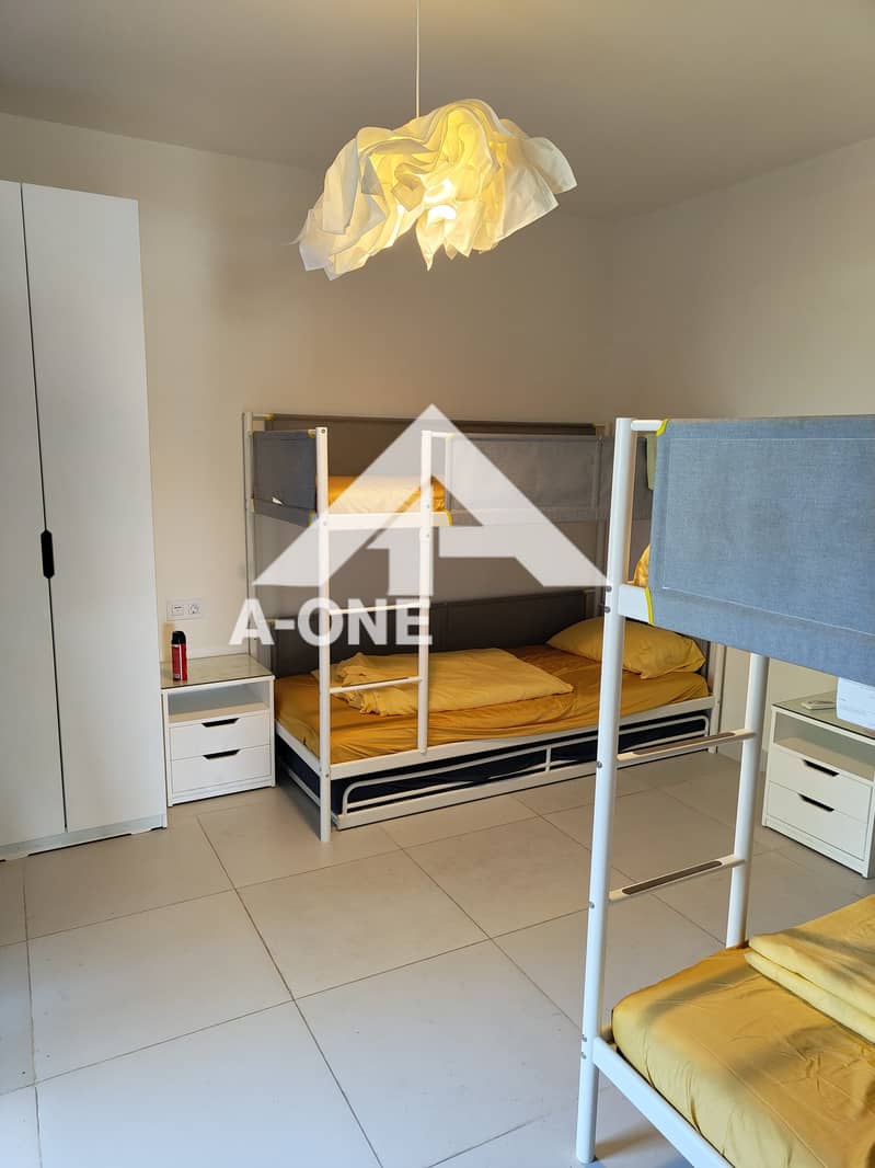 3 15402b3b-254e-4e03-8569-80f501d8a783. jpg