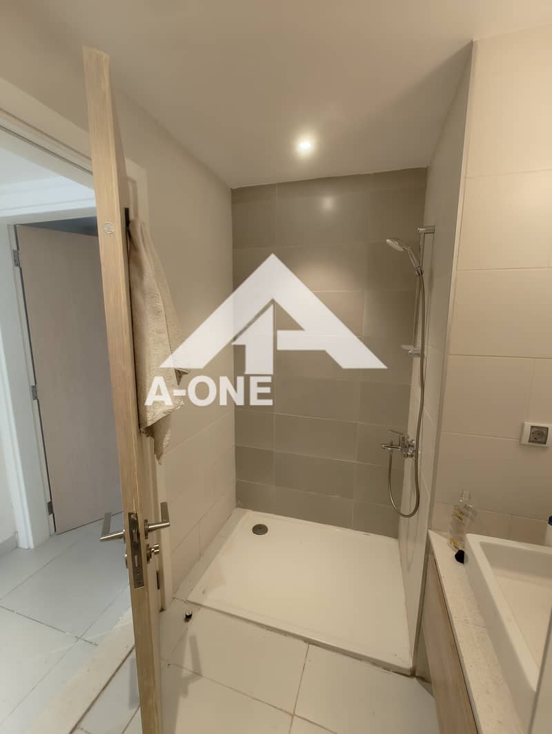 7 4c098b71-1c59-499a-b967-6ca00a05d8c5. jpg