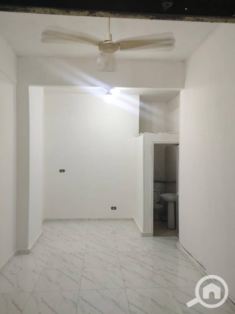 3 497f92fe-0abe-4e36-bdf3-2e4700d477d4. jpg