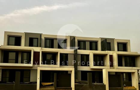 تاون هاوس 3 غرف نوم للبيع في القاهرة الجديدة، القاهرة - WhatsApp Image 2026-01-14 at 8.23. 48 AM (3). jpeg