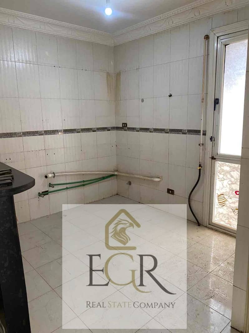 7 3055fc16-f06b-42f5-a649-5a7bb5dacf71. jpg