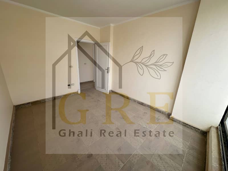 4 47178d1b-f689-4fad-9033-a558354885cd. jpg