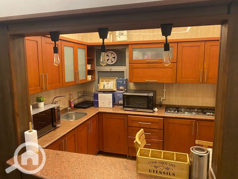 4 8a401622-6b1a-4ab5-9aed-104618a9fb54. jpeg