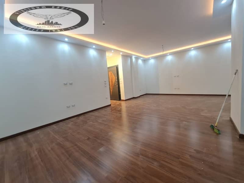 3 3eef3e75-2698-40e4-9915-b69f53f185a1. jpg