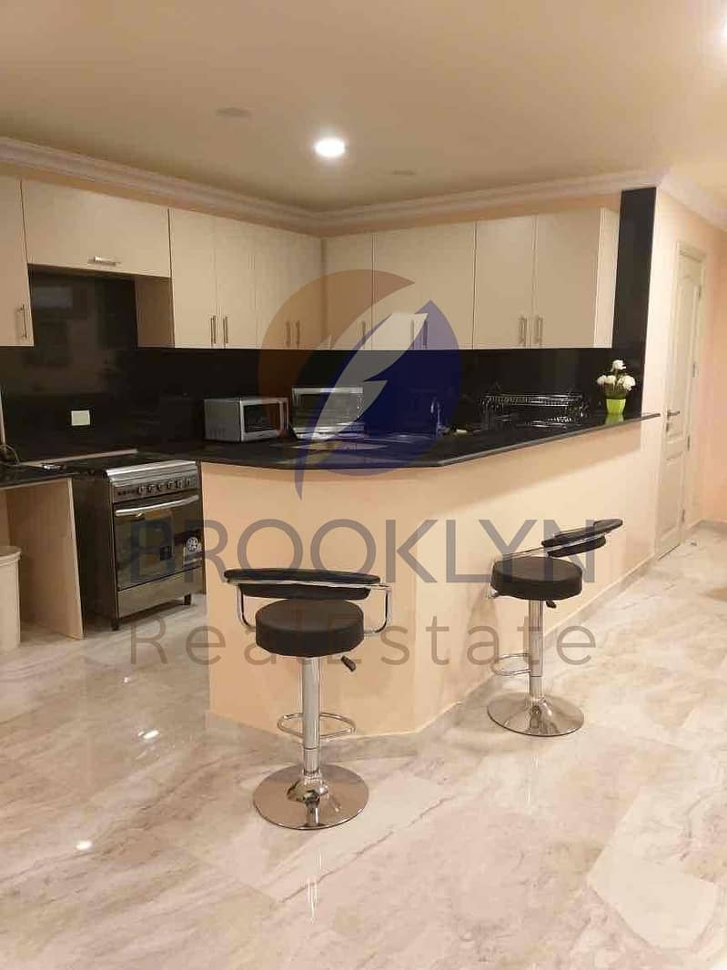 11 43ac71f9-fcff-4d6e-96f9-ddeb27ae3633. jpg