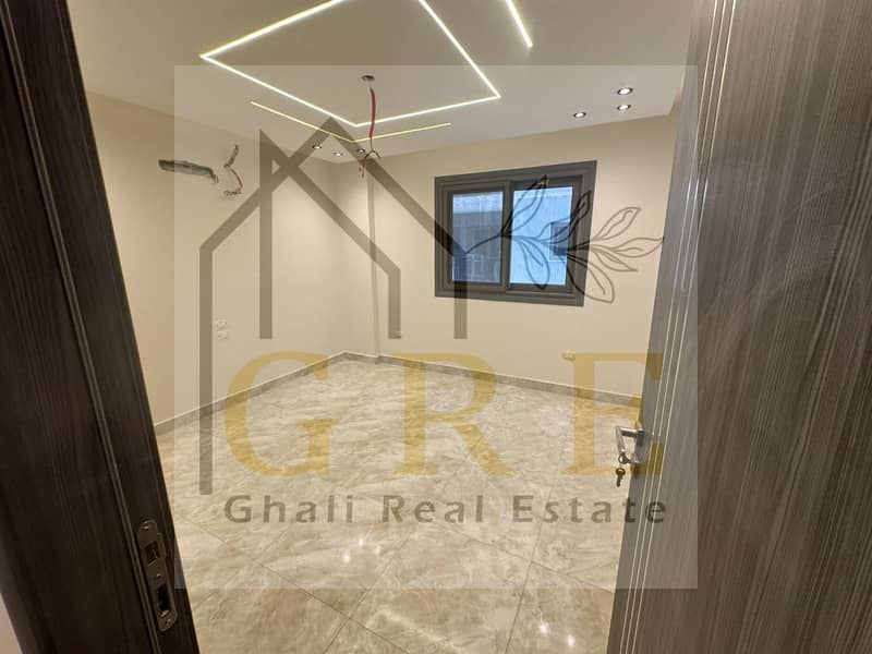 2 8ae21492-491d-404c-9754-30dbf7559caf. jpg