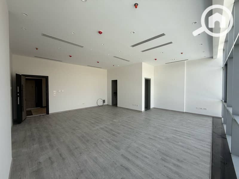 3 WhatsApp Image 2025-04-30 at 2.53. 23 PM (3). jpeg