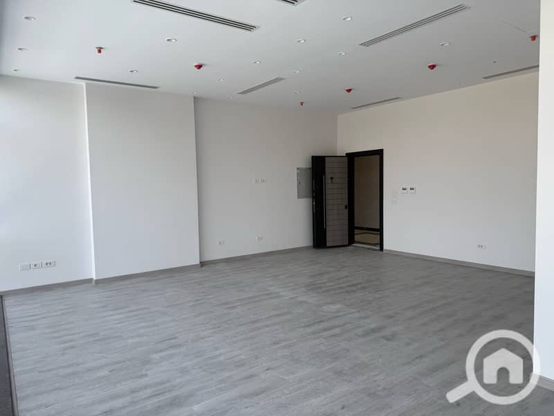 2 WhatsApp Image 2025-04-30 at 2.53. 22 PM. jpeg