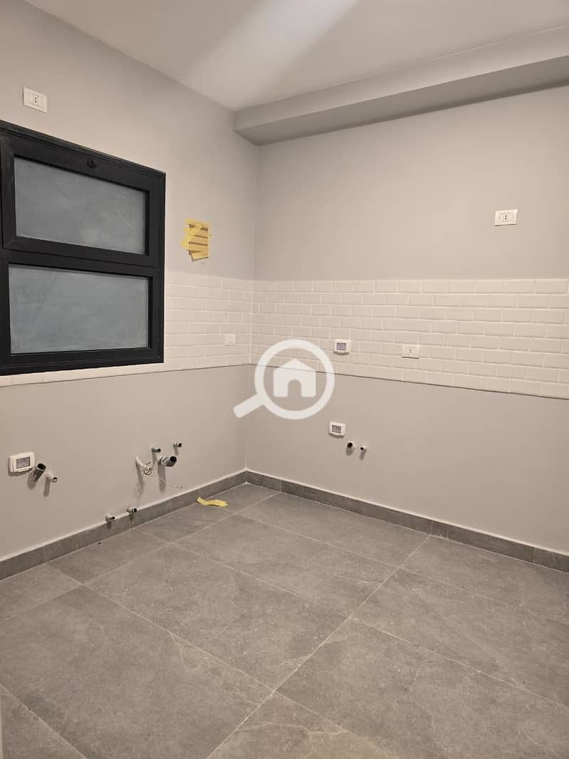 2 WhatsApp Image 2025-10-04 at 11.13. 17 AM (1). jpeg